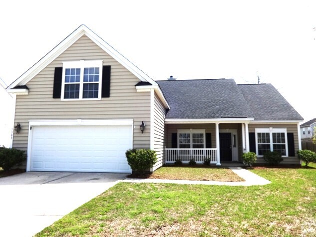 Building Photo - 7303 Coopers Hawk Dr