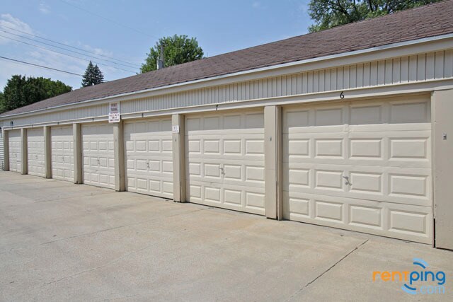 Building Photo - 3137 S St