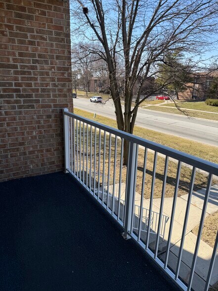 Building Photo - 9621 Merrillville Rd