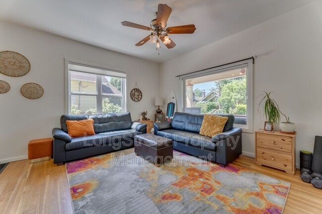 Building Photo - 5236 NE 18th Ave