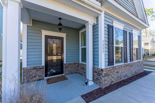 Building Photo - 3 Bedroom 2.5 Bath House in Boltons Landing - West Ashley