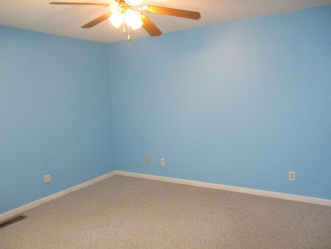 Building Photo - 3169 Buckhorn Ct