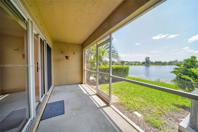 Building Photo - 12180 SW 5th Ct
