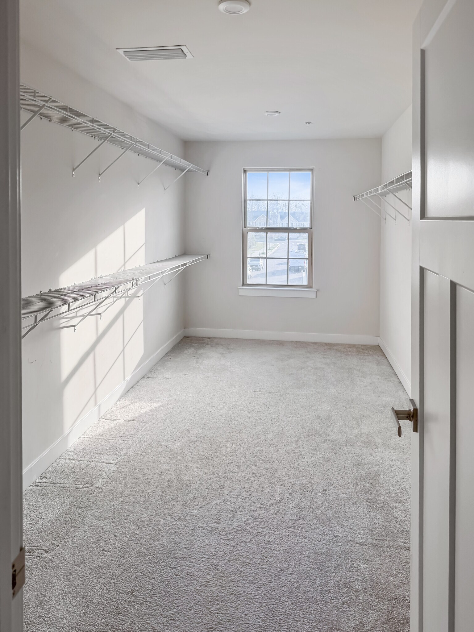 Building Photo - 14727 Silver Hammer Way