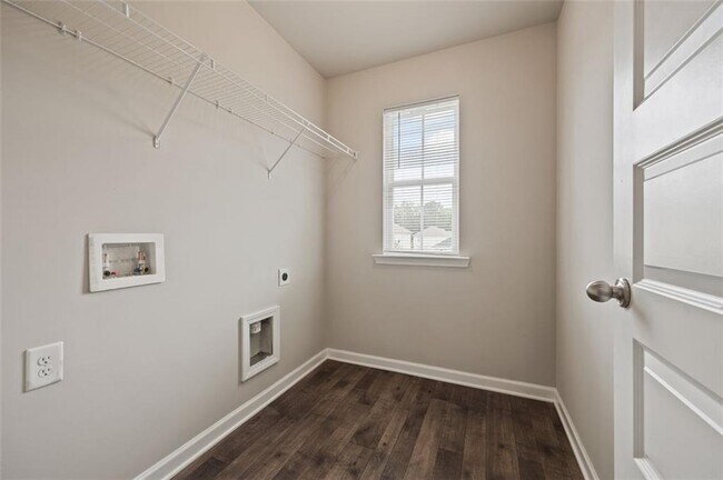 Building Photo - 139 Hunts Ml Cir