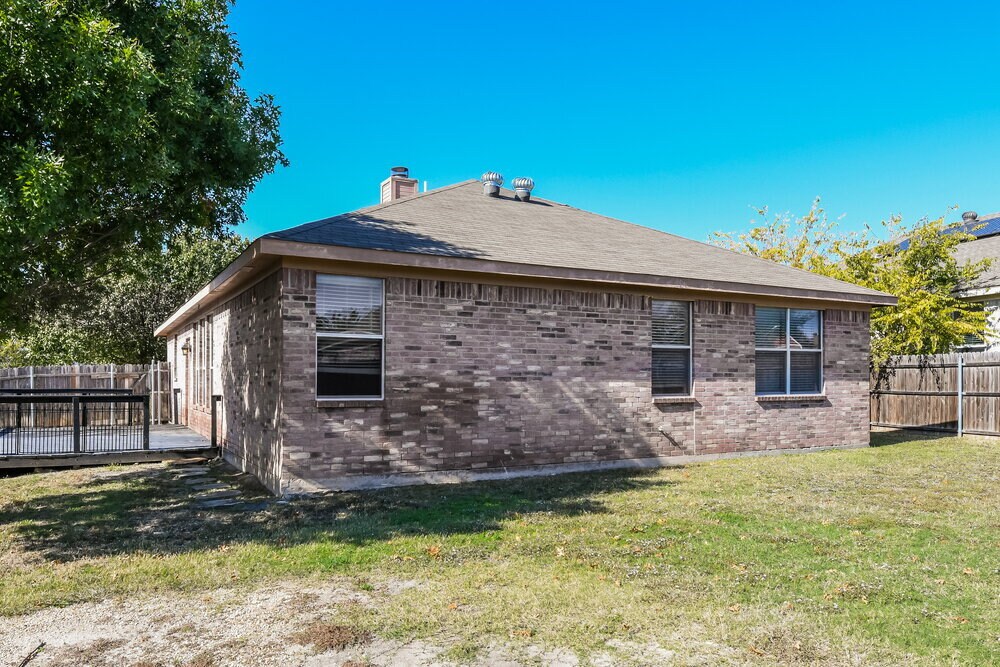 Building Photo - 6366 Rainwater Way