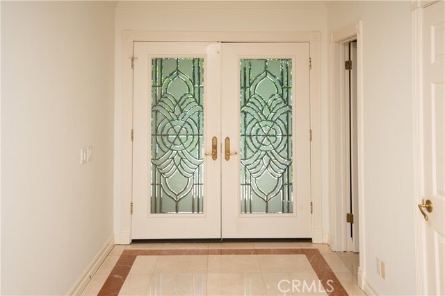 Building Photo - 984 La Cresta Pl