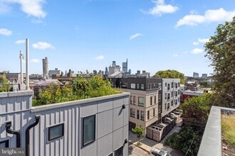 Building Photo - 815 Perkiomen St