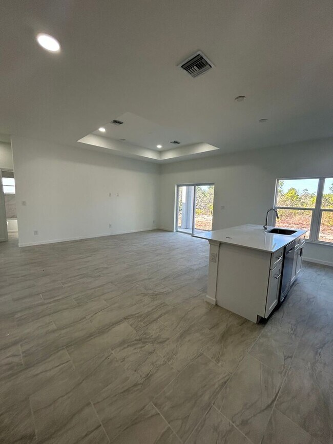 Building Photo - JUST BUILT! Spacious 4Bd /2Ba /2CG Single Family Home