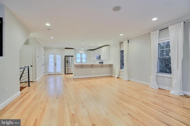 Building Photo - 1714 Olive St