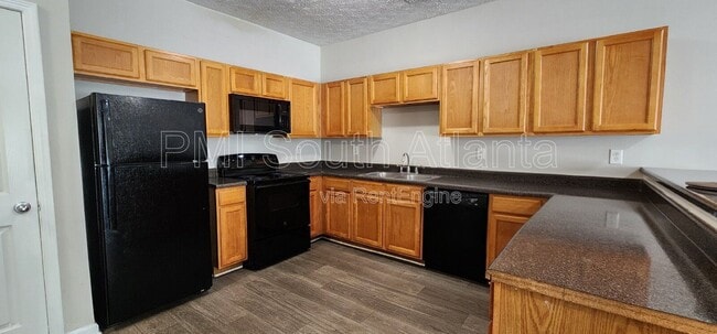 Building Photo - 1749 Carrington Dr