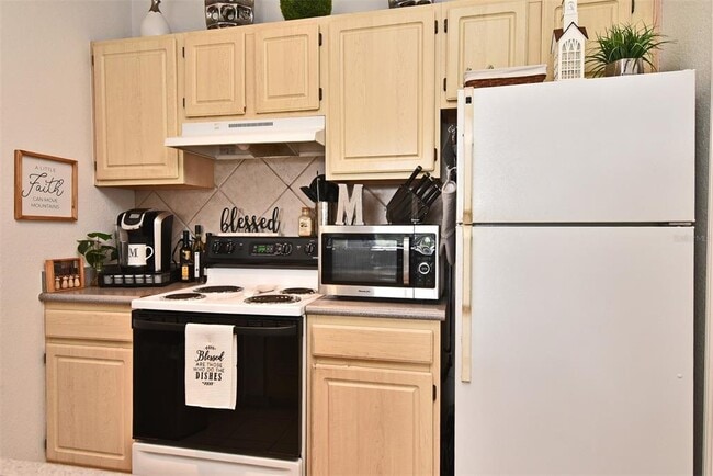 Building Photo - 8929 Legacy Ct