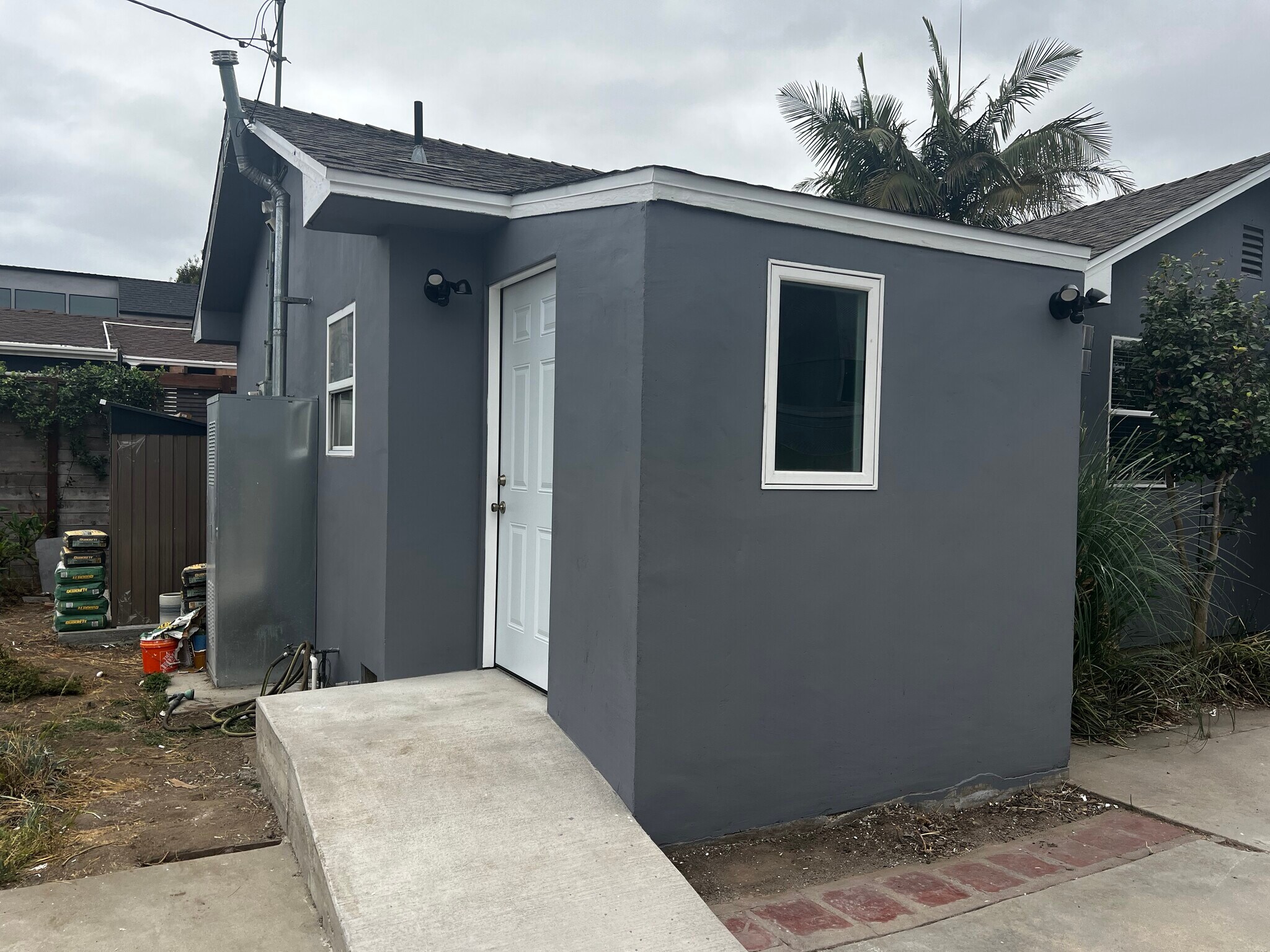 Building Photo - 12412 Gilmore Ave