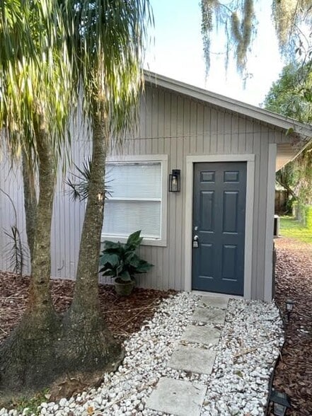 Building Photo - 1550 Michigan Ave