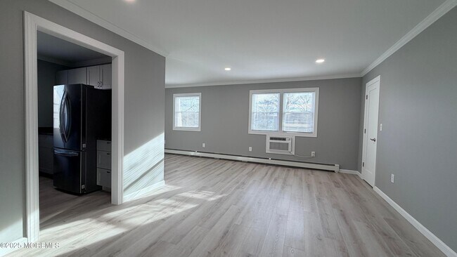 Building Photo - 420 Cross Rd