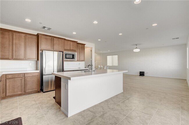 Building Photo - 10276 Thurso Ave