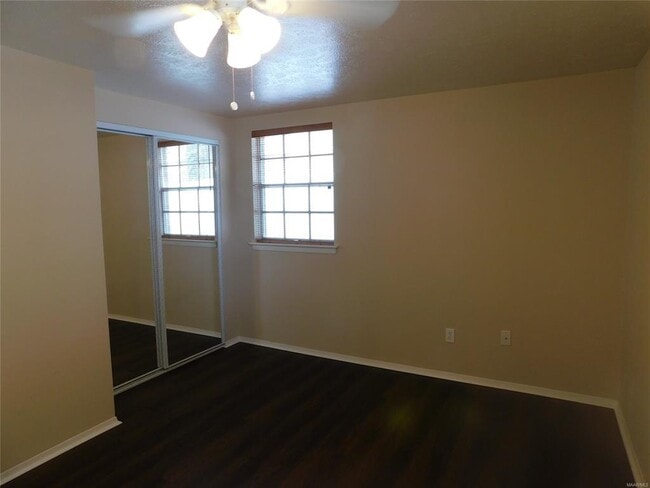 Building Photo - 508 Mimosa Rd