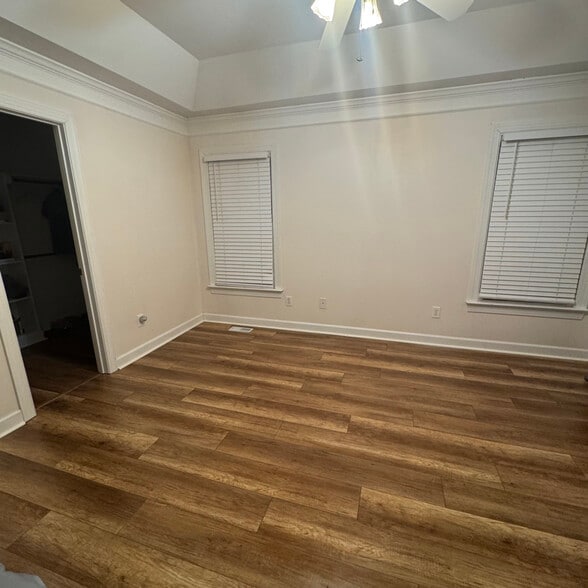 Building Photo - 285 Stoneridge Ct