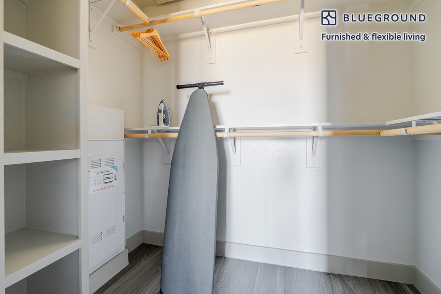 Building Photo - 11600 Spirit Dr