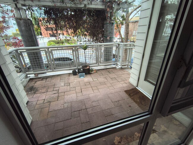 Building Photo - $500 MOVE IN SPECIAL!!! LUXURY 2 BEDROOM CONDO IN DOWNTOWN WALNUT CREEK, CA!