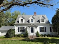 Building Photo - 35 La Rue Dr