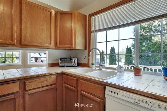 Building Photo - 32306 18Th Avenue Sw