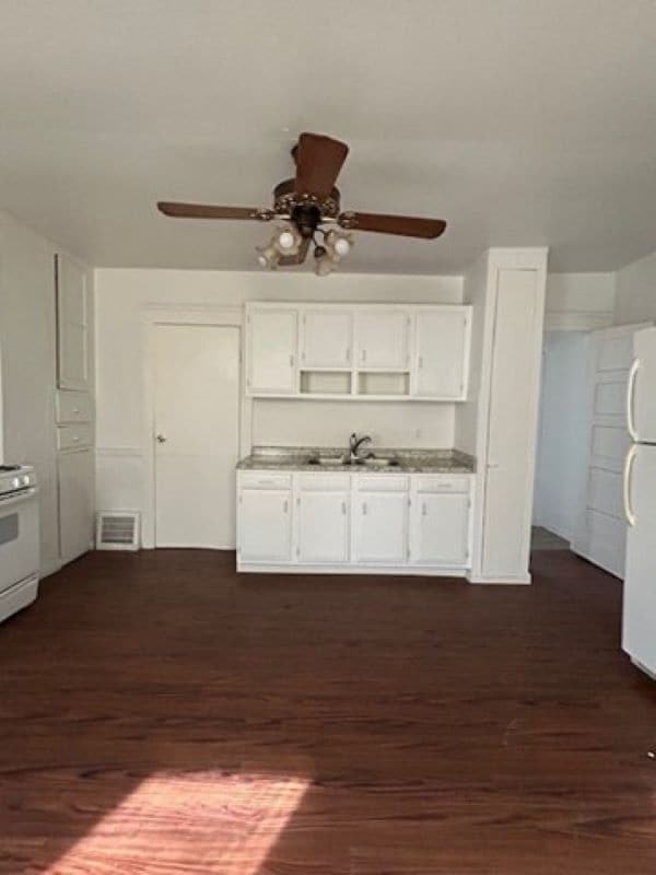 Building Photo - 7119 Rathbun Ave