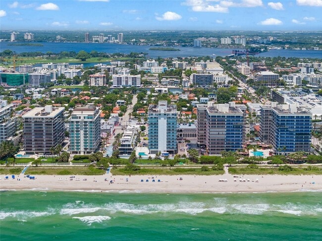 Building Photo - 9511 Collins Ave