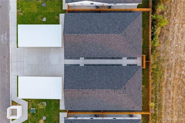 Building Photo - 32 San Andres