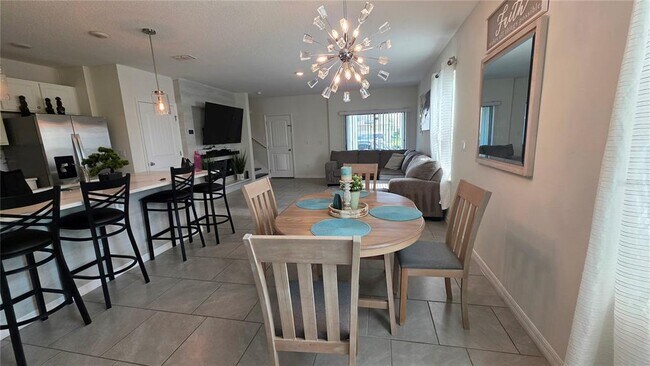 Building Photo - 16221 Admirals Cove Ln