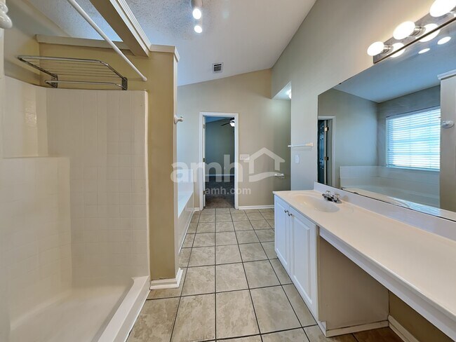 Building Photo - 108 Ashby Cross Court