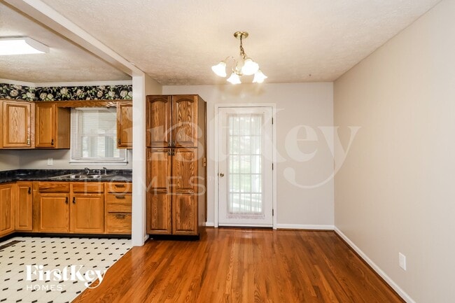 Building Photo - 2333 Donnie Lee Dr