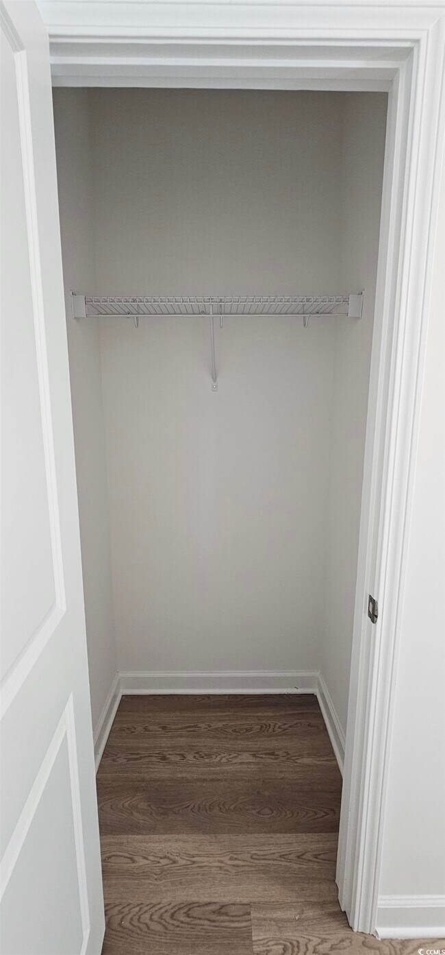 Building Photo - 8233 Vibrant Dr