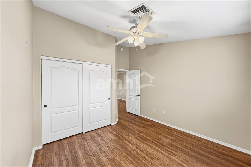 Building Photo - 7881 S Sentinal Stone Dr