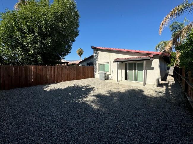 Building Photo - 31550 Avenida Alvera