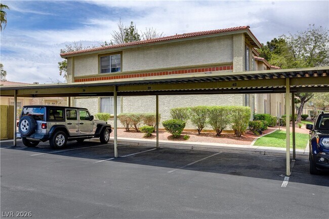 Building Photo - 7200 W Pirates Cove Rd