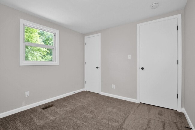 Building Photo - 1613 Halsey Loop