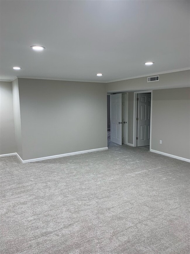 Building Photo - 2491 Turpins Glen Dr