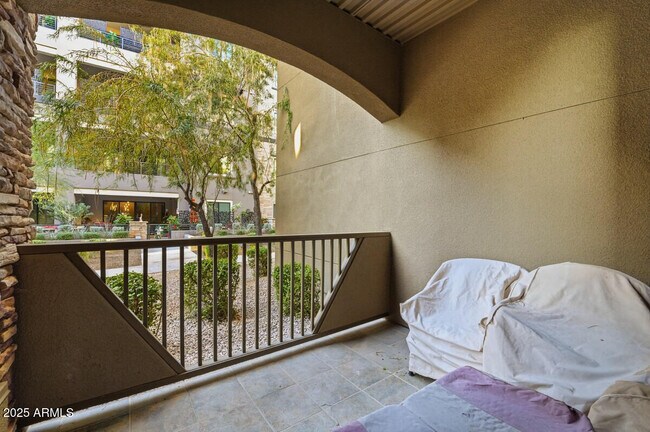 Building Photo - 5350 E Deer Valley Dr