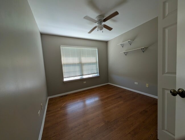 Building Photo - 2923 Gypsum Cir