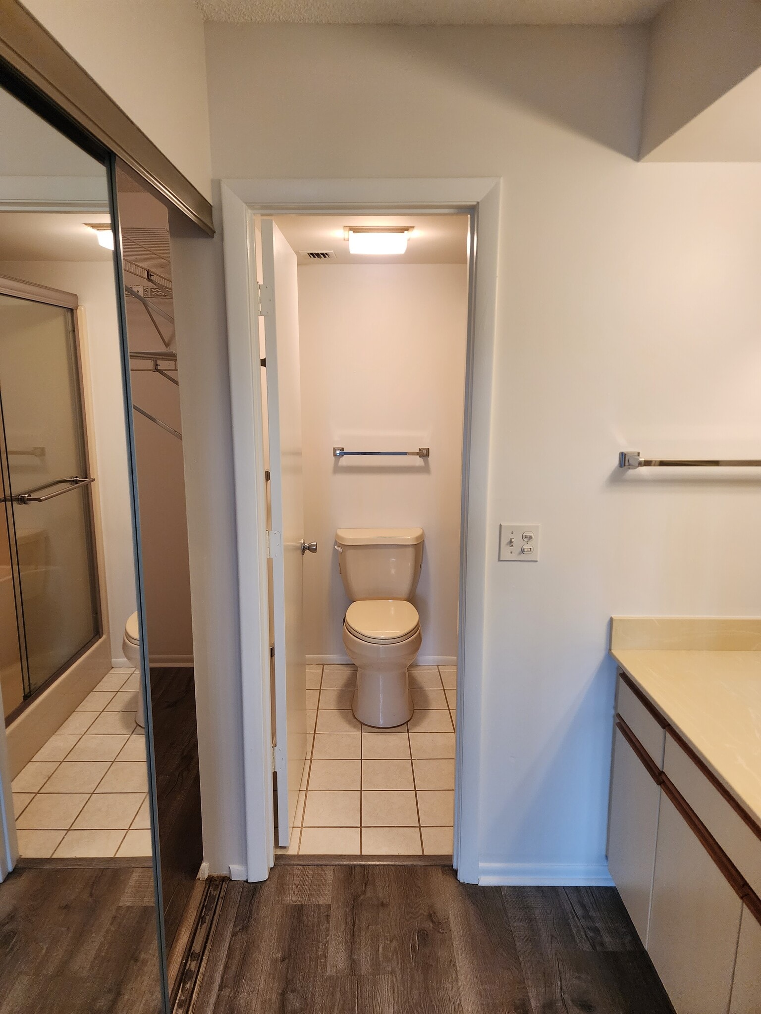 Building Photo - 28 Plantation Dr