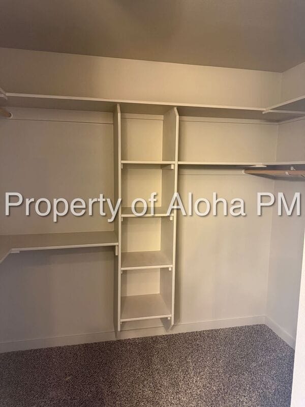 Building Photo - 2138 Myers Pl S