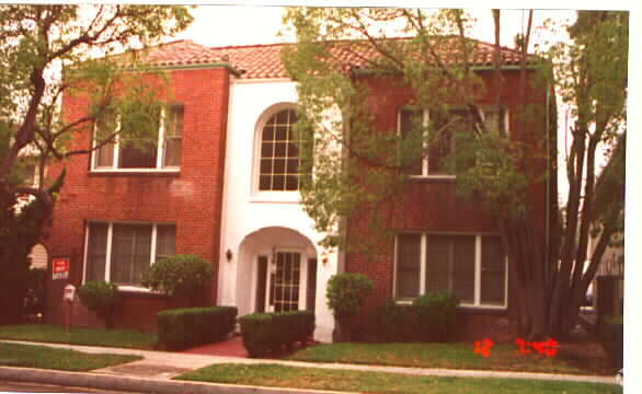 Building Photo - 139 S Belmont St
