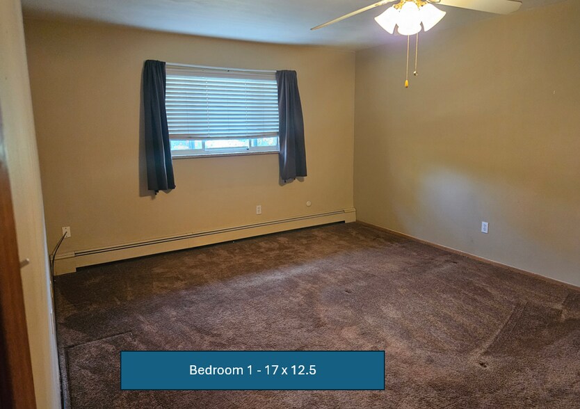 Building Photo - 5900 Yukon Ct