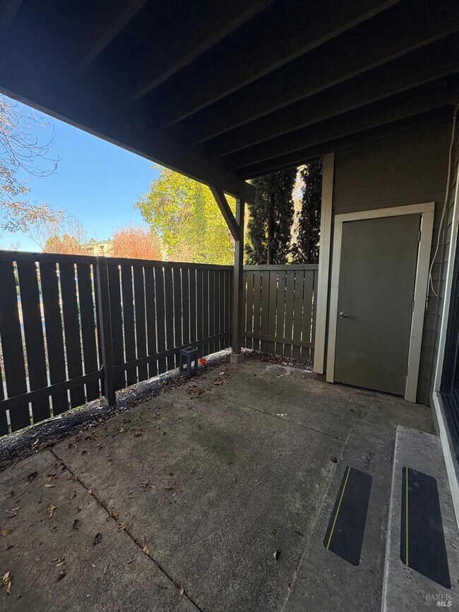 Building Photo - 297 Enterprise Dr