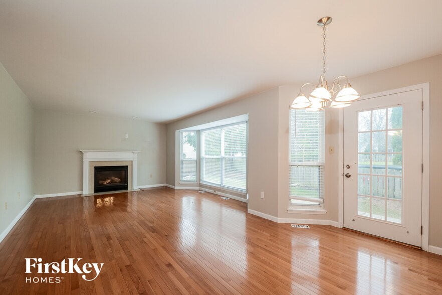 Building Photo - 16706 Babler View Dr