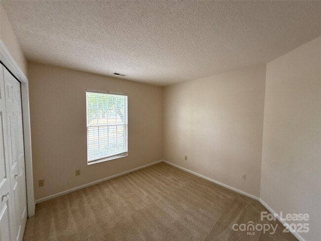 Building Photo - 14520 Sapphire Ln