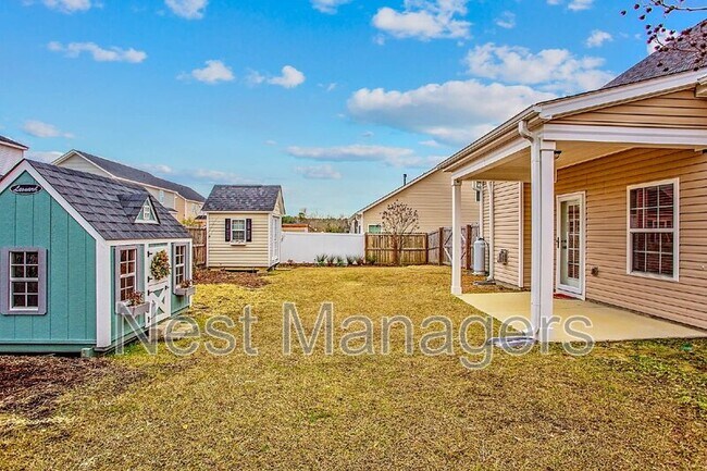 Building Photo - 674 Stonebriar Ave
