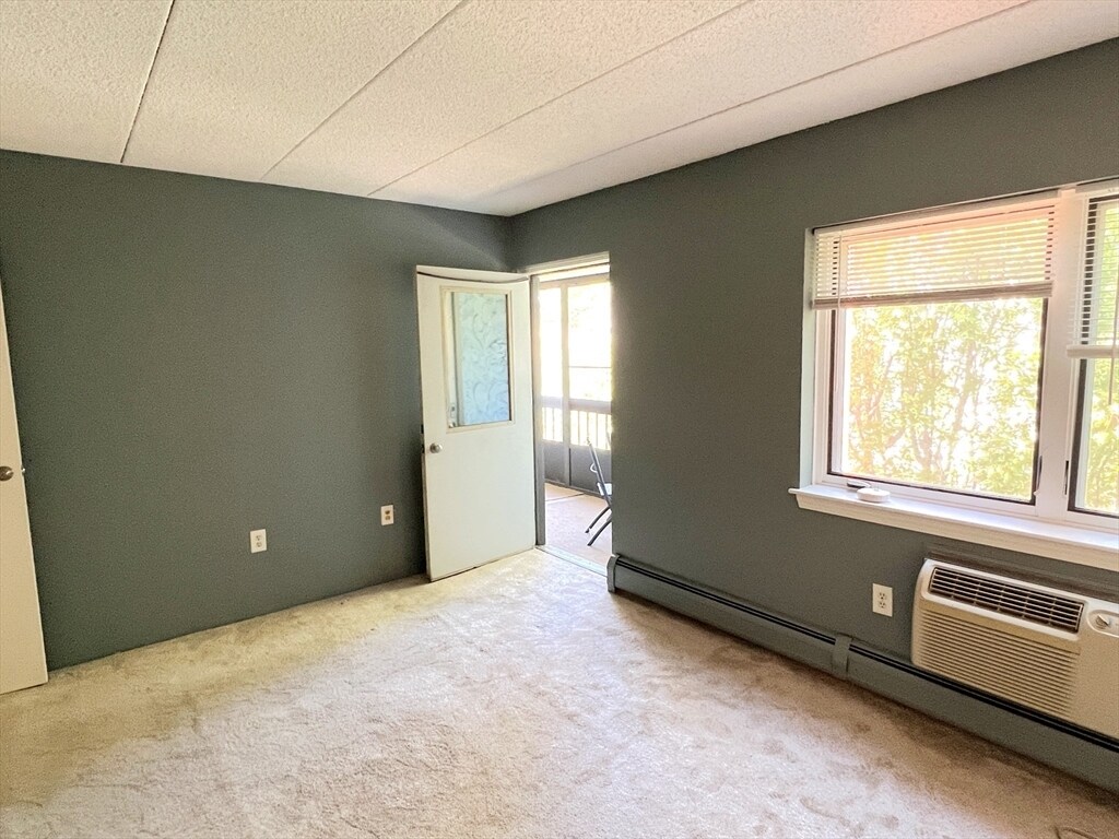 Building Photo - 181 Green St