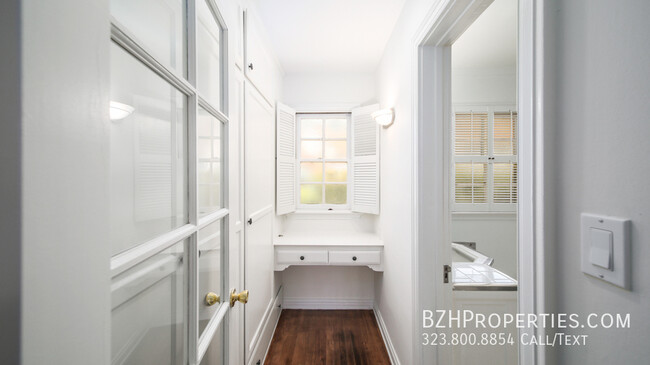 Building Photo - Updated 3Bedroom 3Bathroom In Prime Westwood